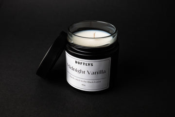 Midnight Vanilla - Duftkerze - Sandelholz - Tonkabohne