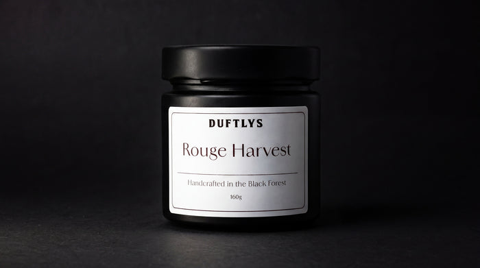 Rouge Harvest Duftkerze – Rhabarber, Brombeere